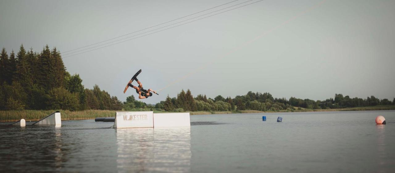 Wakepond Atostogu Slenis Villa Anykščiai Exteriör bild